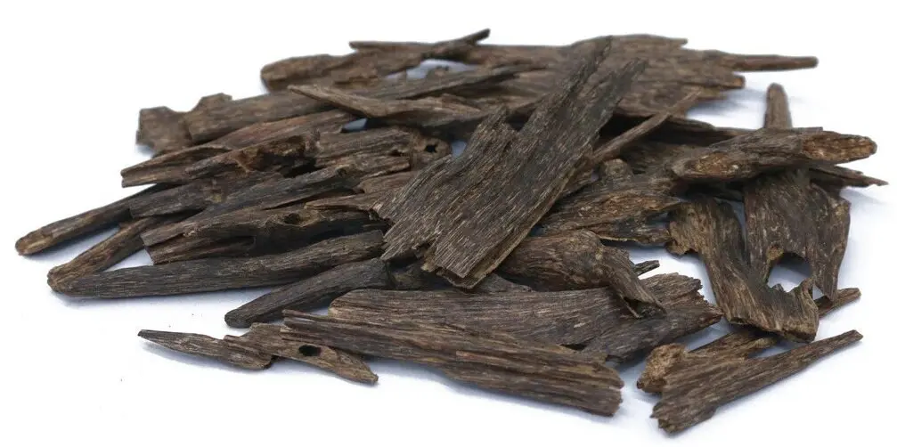 assam hindi agarwood chips