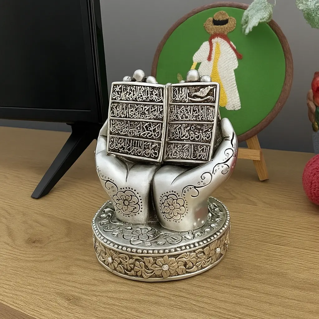MiYA – Ayatul Kursi Praying Hand Figurine | Islamic Table Centerpiece | Muslim Home Decoration & Gift