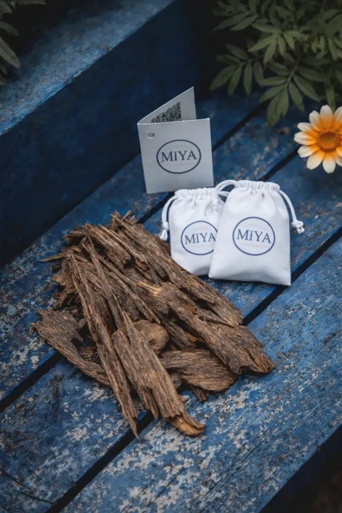 🌟 M i Y A™ – Kadamtala 20-Year Hindi Agarwood Chips | Aged Resinated Oud Wood from Tripura, India | Premium Hindi Oud | Deep Earthy Resinous Profile 🌟